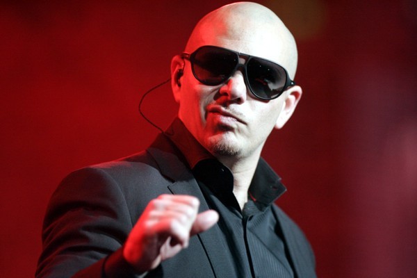 Pitbull demanda a marca de vodka!